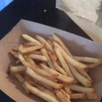 Gil's Broiler & Manske Roll Bakery - Fries - Burgers Near Me - San Marcos, Texas Gil's Broiler & Manske Roll Bakery - Fries - Burgers Near Me - San Marcos, Texas