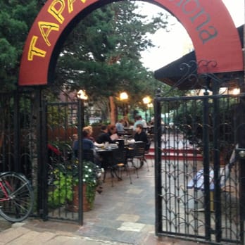 Tapas Barcelona - Entrance through the garden - Spanish Near Me - Evanston, Illinois