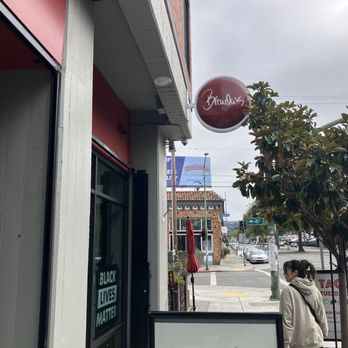Brenda's Oakland - Outside street view - Breakfast & Brunch Near Me - Oakland, California Brenda's Oakland - Outside street view - Breakfast & Brunch Near Me - Oakland, California