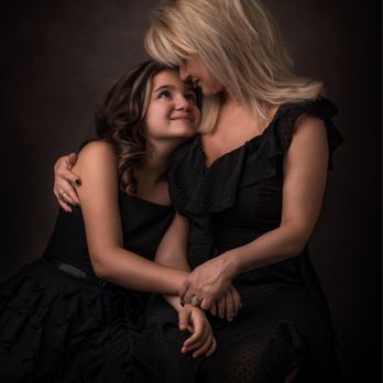 Dells Photography - Fine art portrait - Session Photography Near Me Dells Photography - Fine art portrait - Session Photography Near Me