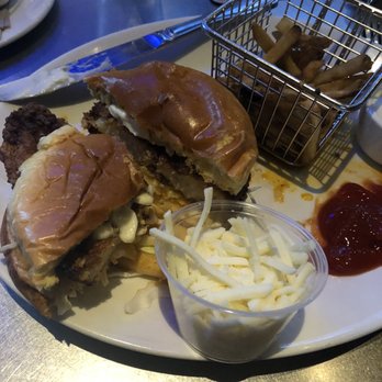 Yard House - New American Near Me - Irving, Texas