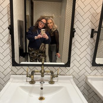 Yardbird - Yardbird bathroom selfie :) - Southern Near Me - Las Vegas, Nevada Yardbird - Yardbird bathroom selfie :) - Southern Near Me - Las Vegas, Nevada