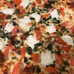 Veneto's Pizza & Pasta - White Fresh Tomatoes Ricotta Pizza with spinach