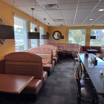 R Diner - Breakfast & Brunch Near Me - Monroe, Michigan