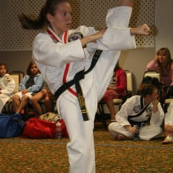 Peck's TaeKwonDo America - Adult Martial Arts