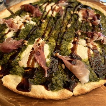 Roc & Olive - Prosciutto flatbread - New American Near Me - Long Beach, New York Roc & Olive - Prosciutto flatbread - New American Near Me - Long Beach, New York