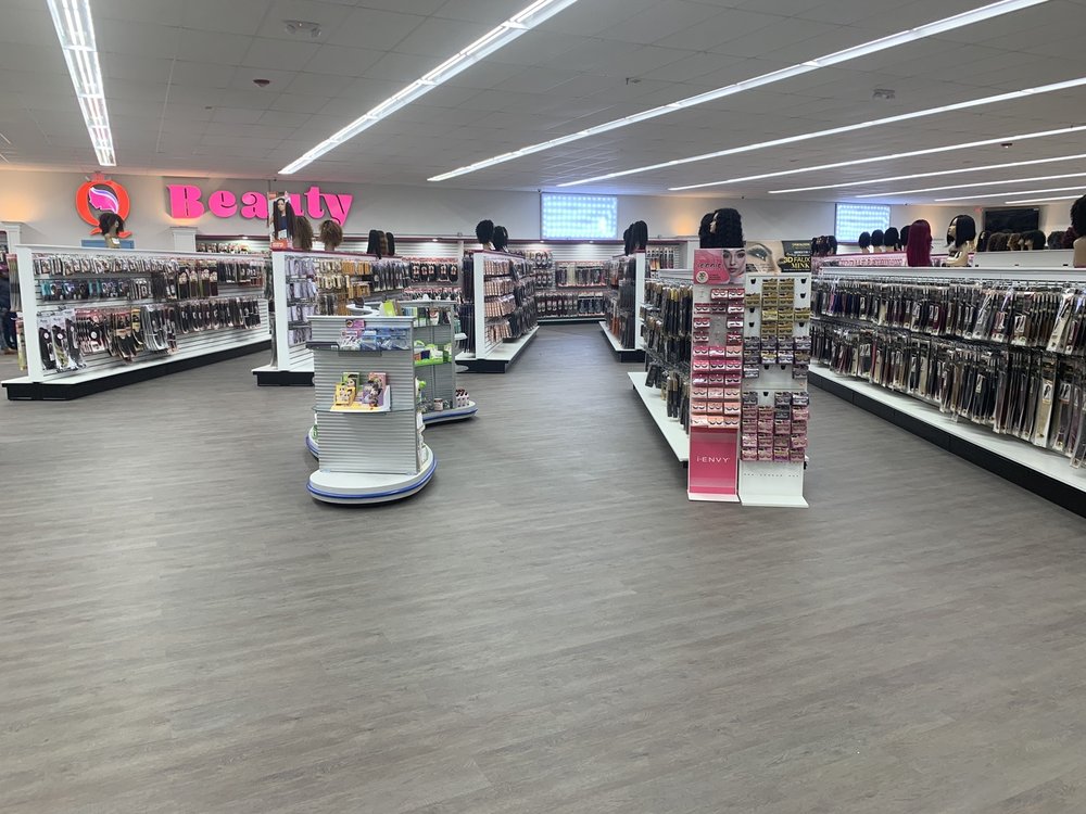 Q Beauty Supply Logo