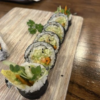 Blosom Japanese Restaurant - Veggie Roll - Ramen Near Me - Los Angeles, California Blosom Japanese Restaurant - Veggie Roll - Ramen Near Me - Los Angeles, California