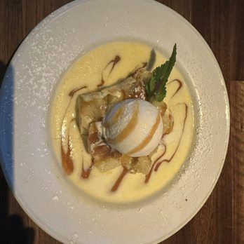 Yard House - Bread Pudding - New American Near Me - San Antonio, Texas Yard House - Bread Pudding - New American Near Me - San Antonio, Texas
