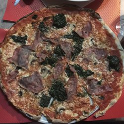 La Storia - Ham and spinach pizza