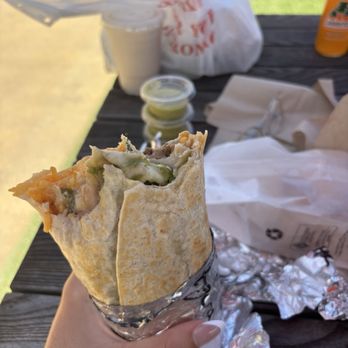 Maya Halal Taqueria - Lady Boss - Halal Near Me - Oakland, California Maya Halal Taqueria - Lady Boss - Halal Near Me - Oakland, California