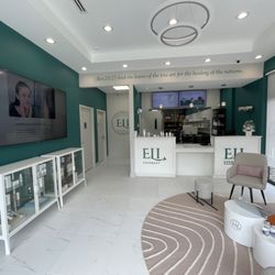 Eli Pharmacy - ELI Pharmacy interior