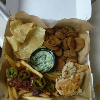 Buffalo Wild Wings - Cold, no sauce - Chicken Wings Near Me - Sparks, Nevada