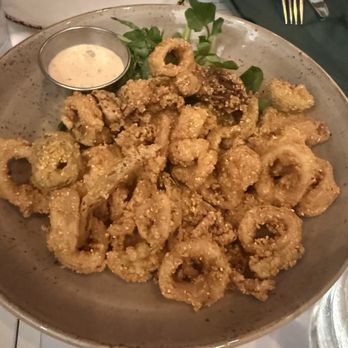 Old Ebbitt Grill - Fried Calamari - Bars Near Me - Washington, DC, District of Columbia Old Ebbitt Grill - Fried Calamari - Bars Near Me - Washington, DC, District of Columbia
