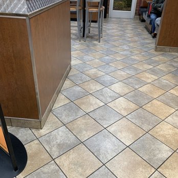 Carl's Jr - Dining area - Fast Food Near Me - Mcminnville, Oregon Carl's Jr - Dining area - Fast Food Near Me - Mcminnville, Oregon