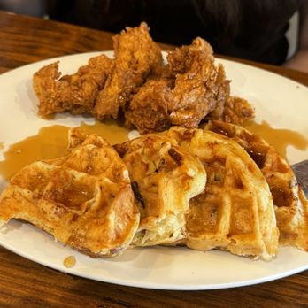Maple Street Biscuit Company - Old City - Chicken waffles - Breakfast & Brunch Near Me - St Augustine, Florida