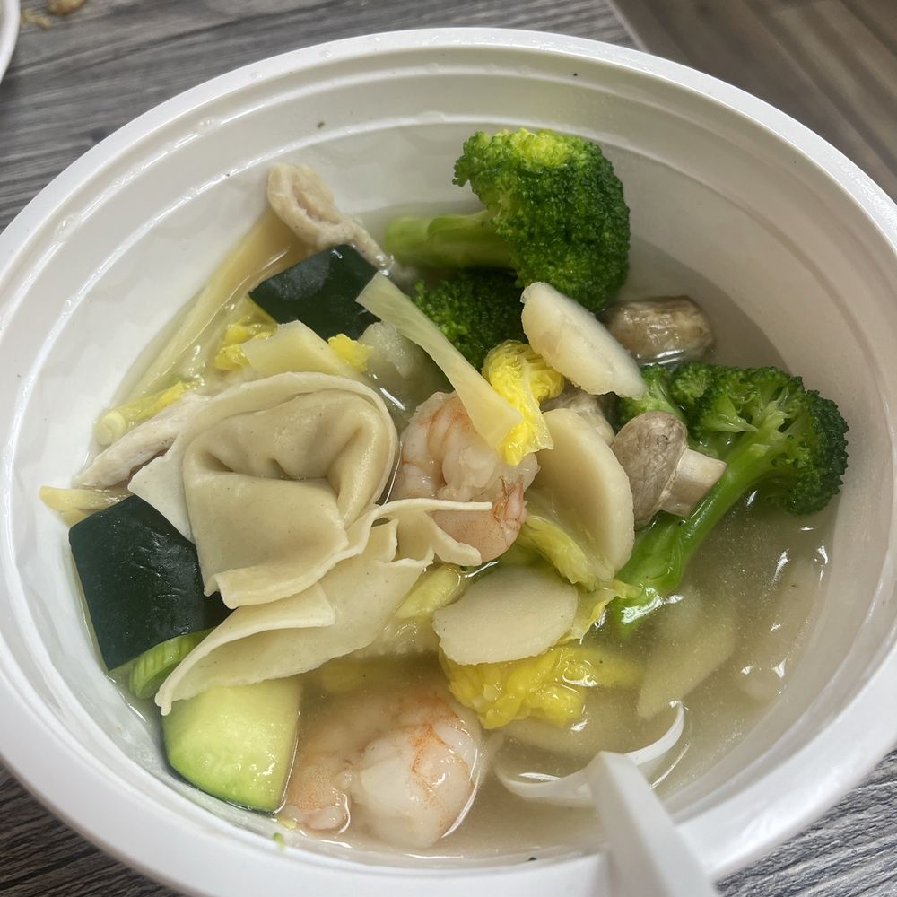PanPan Wok - Delicious wonton soup - Chinese Near Me - Victorville, California PanPan Wok - Delicious wonton soup - Chinese Near Me - Victorville, California