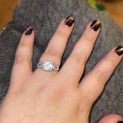 Pampered Nails & Spa - Nails