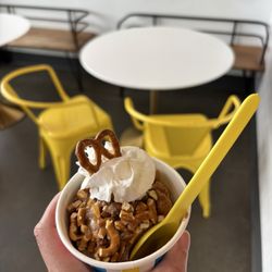 Little Ladies Soft Serve - Thelma with dairy free chocolate soft serve