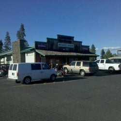 Vic's Bar & Grill