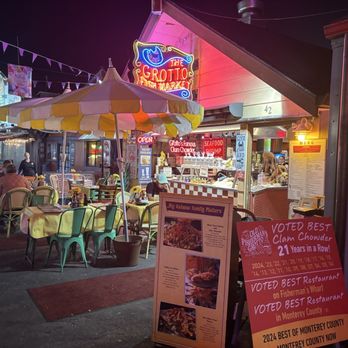 Grotto Fish Market - I sat at one of their outdoor tables. - Seafood Near Me - Monterey, California Grotto Fish Market - I sat at one of their outdoor tables. - Seafood Near Me - Monterey, California