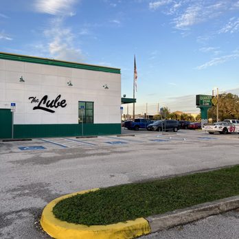 Quaker Steak & Lube - American Near Me - Clearwater, Florida Quaker Steak & Lube - American Near Me - Clearwater, Florida