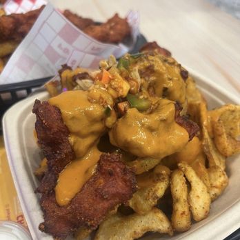 Pok Pok Po - LOADED CHIC FRIES COMBO - Chicken Wings Near Me - Houston, Texas Pok Pok Po - LOADED CHIC FRIES COMBO - Chicken Wings Near Me - Houston, Texas