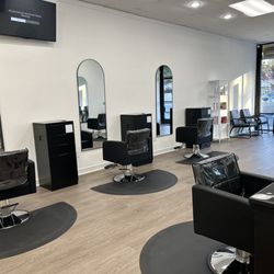 Bea’s Beauty Salon