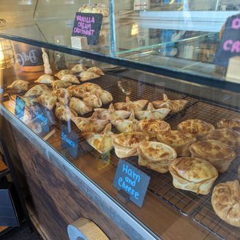 Del Campo Empanadas - Lots of empanadas to choose from! - Argentine Near Me - Fort Worth, Texas
