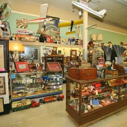 Shawnee Antique Mall - Shawnee Antique Mall, located in Shawnee Kansas