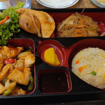 Miega Restaurant - Teriyaki chicken lunch box - Korean Near Me - Cleveland, Ohio Miega Restaurant - Teriyaki chicken lunch box - Korean Near Me - Cleveland, Ohio
