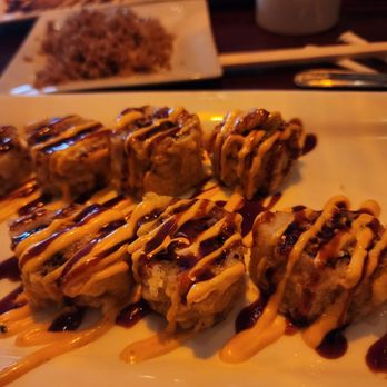 Kiku Bistro - Dragon Roll - Asian Fusion Near Me - Minneapolis, Minnesota