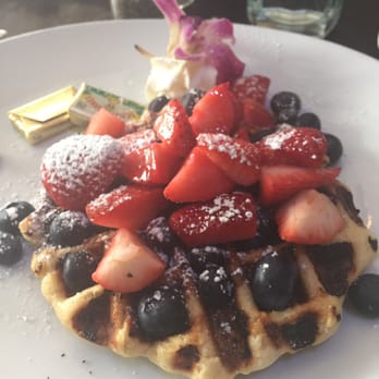 Jam - Waffle with fresh fruit - Breakfast & Brunch Near Me - Massapequa Park, New York