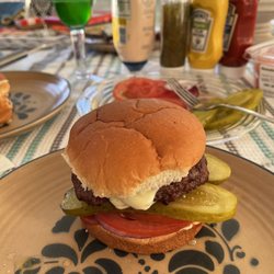 Bessery's Butcher Shoppe - Bacon Cheddar Patties