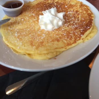 The Crabapple Cafe - Really delicious fluffy pancakes - Breakfast & Brunch Near Me - Squamish, British Columbia
