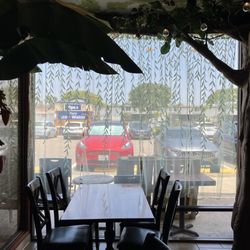 Tropical Star Restaurant & Specialty Market - Dining room