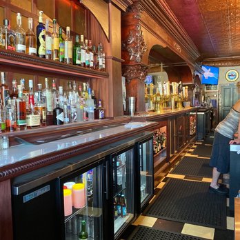 Gunsight Saloon - American Near Me - Columbia Falls, Montana