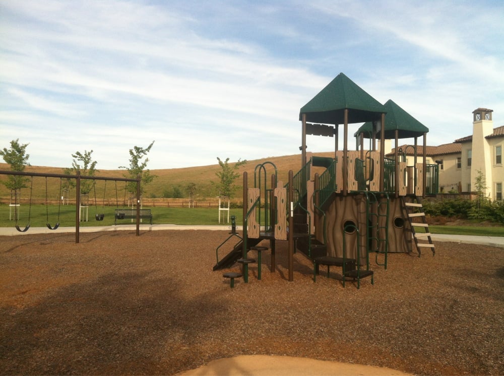 Compass Point Park Logo