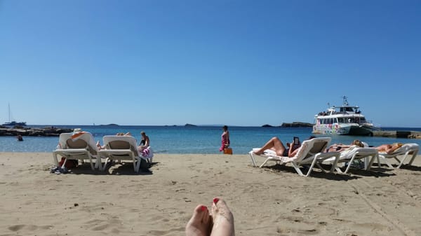 Platja de ses Figueretes by null