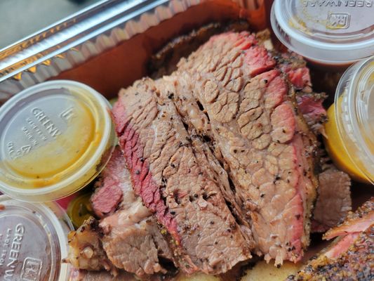 OUTSIDER BBQ & BEER GARDEN by null