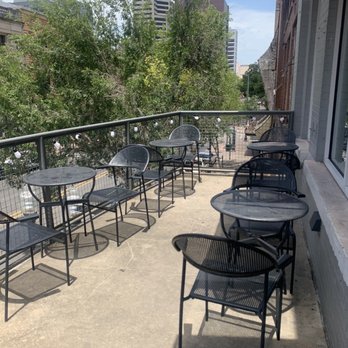 Abby Singer's Bistro - Patio / Outdoor Seating - New American Near Me - Shreveport, Louisiana