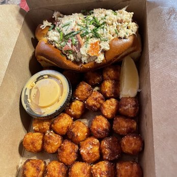 Fiddlehead Restaurant - Lobster roll with sweet tots - New American Near Me - Michigan City, Indiana Fiddlehead Restaurant - Lobster roll with sweet tots - New American Near Me - Michigan City, Indiana