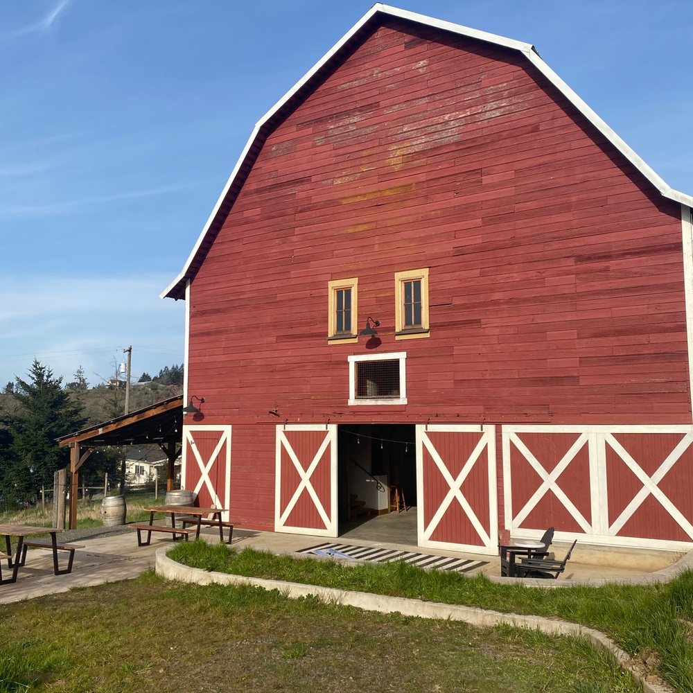 Tasting barn... upstairs and downstairs! Tasting barn... upstairs and downstairs!