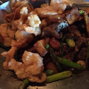 P.F. Chang's - Chinese Near Me - Schaumburg, Illinois