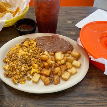 Bigotes - Chorizo con Huevos - Mexican Near Me - Arlington, Texas Bigotes - Chorizo con Huevos - Mexican Near Me - Arlington, Texas