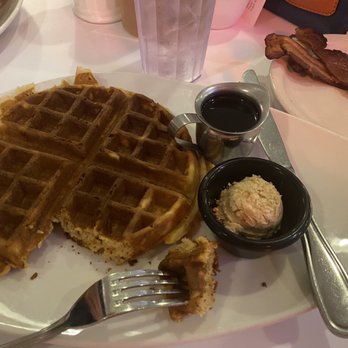 Luckys Cafe - Waffle with side of bacon - American Near Me - Dallas, Texas Luckys Cafe - Waffle with side of bacon - American Near Me - Dallas, Texas