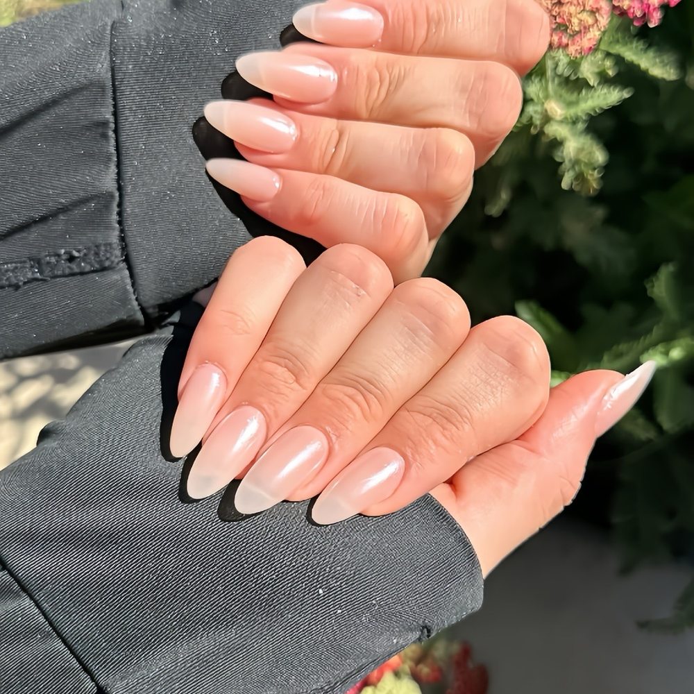 Glamour Nail Bar - Nail Salons Near Me - Bellflower, California