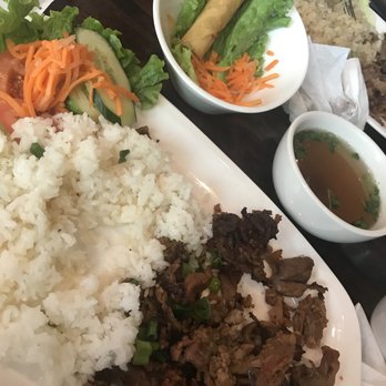 Pho King - It was chewy, bland, and the meat had a weird texture. You can also see the napkins my boyfriend used to spit out the bad pieces. - Vietnamese Near Me - Atlanta, Georgia