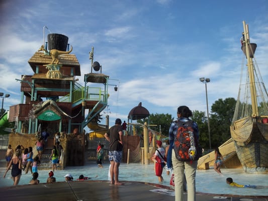 Six Flags America by null