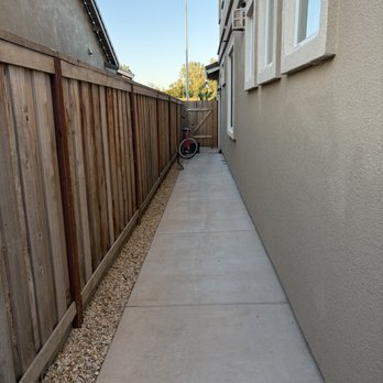 916 Landscape - Side yard - Landscaping Near Me 916 Landscape - Side yard - Landscaping Near Me